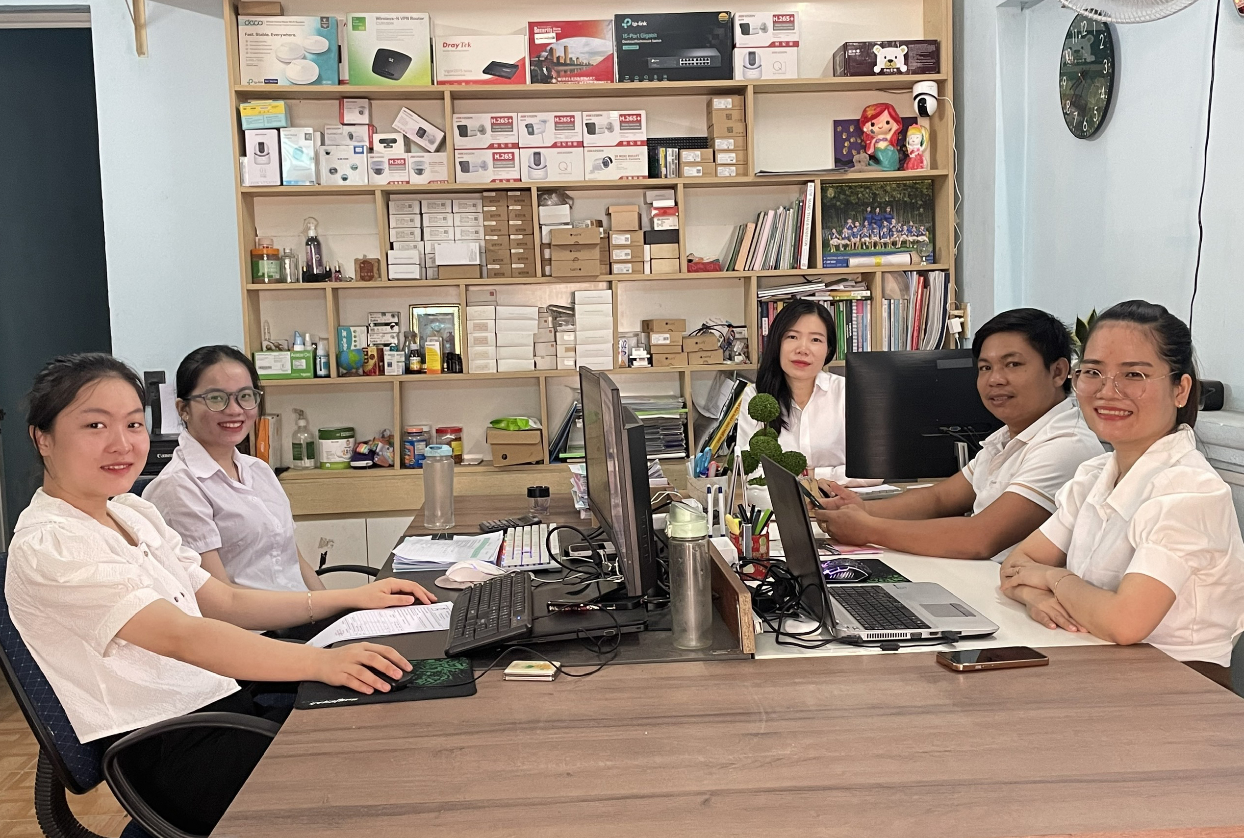 Kế Toán An Tâm cung cấp dịch vụ kế toán và thành lập công ty trọn gói, hỗ trợ hồ sơ pháp lý, thuế, báo cáo tài chính nhanh – tiết kiệm – uy tín.